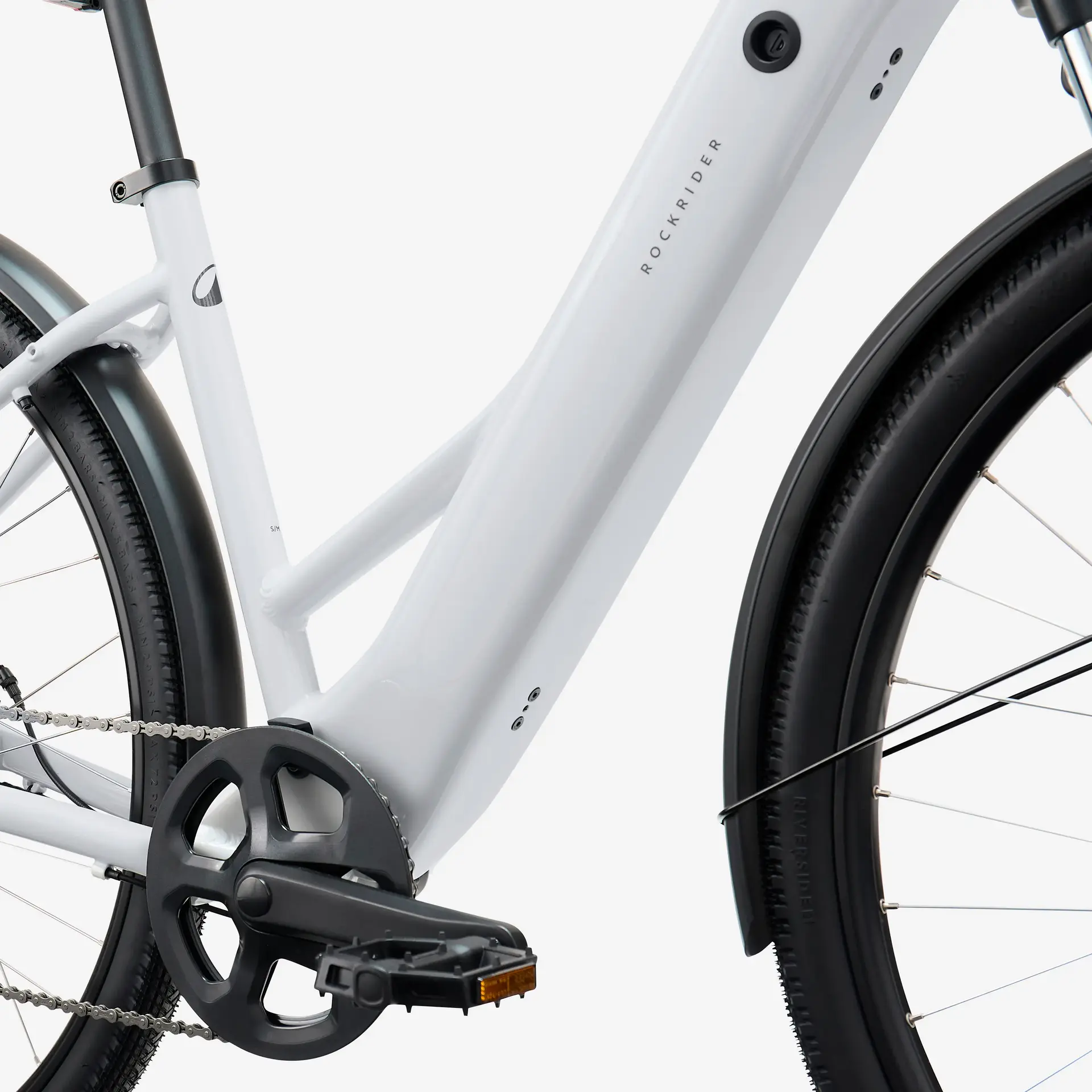 Rockrider E-ACTV 100 Cuadro Bajo - E-Bike for rent in Salento, Puglia — Fotos 8